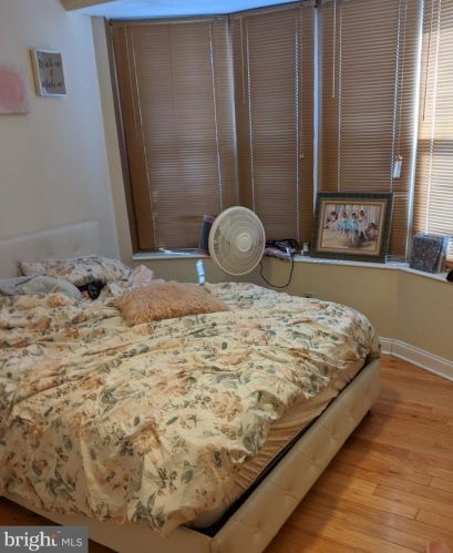 3414 Cv Rd, Camden NJ 08110-3512 exterior