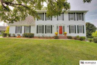 506 159th Cir, Omaha, NE 68118-2132