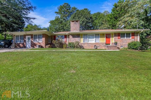 110 Valley Rd, Toccoa, GA 30577-3138