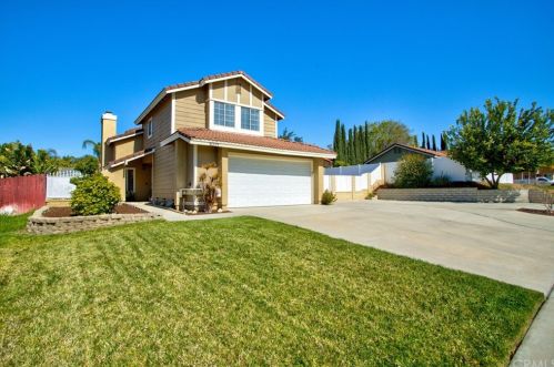 3071 Wicklow Dr, Riverside, CA 92503-5806
