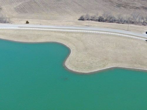 2 Old Trail Rd, Larwill, IN 46764