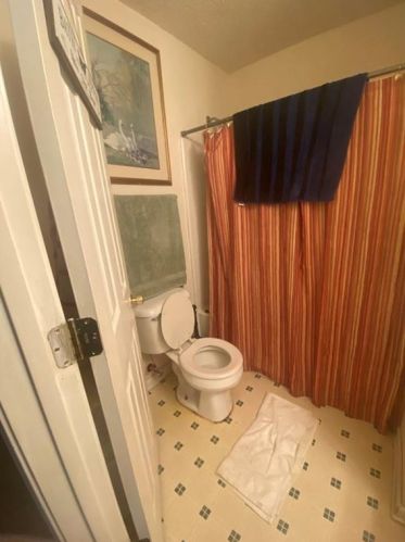 6758 Biscayne Blvd, Rex GA 30273-2245 exterior