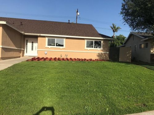 642 Greenpark Ave, Covina, CA 91724-2808