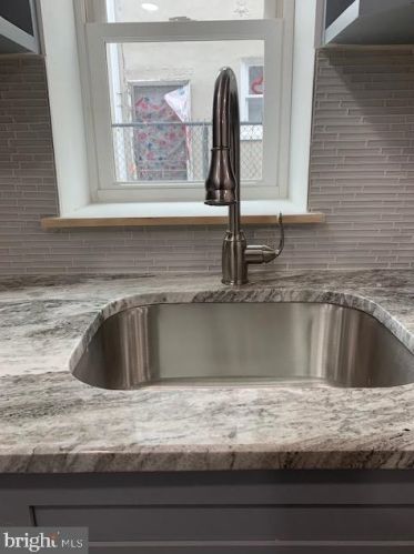 2024 4 St, Philadelphia PA 19122-1508 exterior