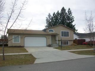 1110 Cardinal Ave, Hayden ID  83835-8877 exterior