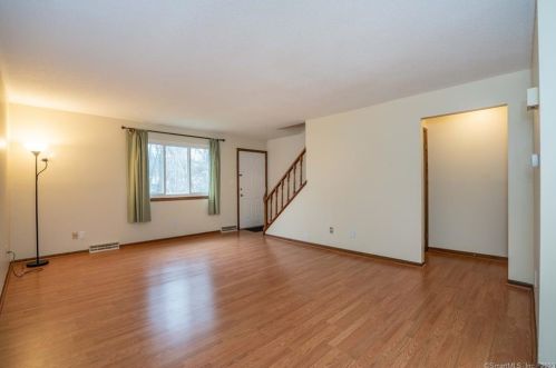 703 Churchill Dr, Hartford, CT 06111-4009
