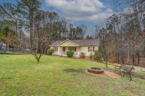 178 Robin Hood Rd, Porterdale, GA 30014-8424