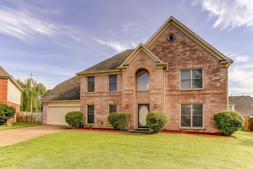 1880 Helmsley Cv, Cordova, TN 38016-2391