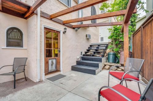 1128 Marion Dr, Glendale CA  91205-3713 exterior