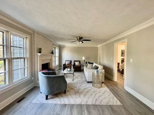 70 Powers Ferry Mnr, Marietta, GA 30067-7587