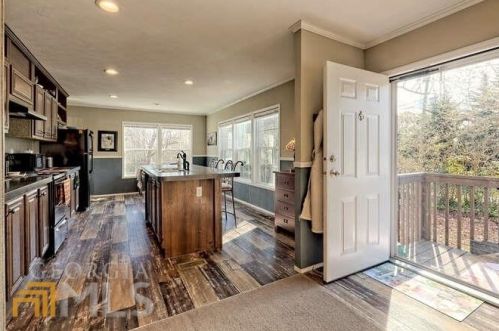 339 Connector Rd, Lakemont, GA 30552-2415