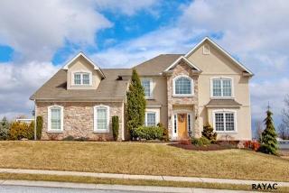 1934 Bernays Dr, York, PA 17404-1498