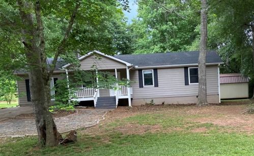 1511 Evelyn Dr, Villa Rica, GA 30180-4636