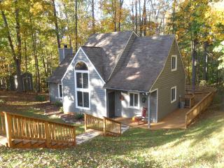 1657 Shady Grove Ct, Charlottesville, VA 22902-7217