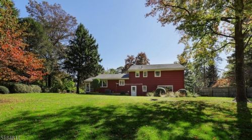 1152 Lenape Way, Scotch Plains, NJ 07076-2816