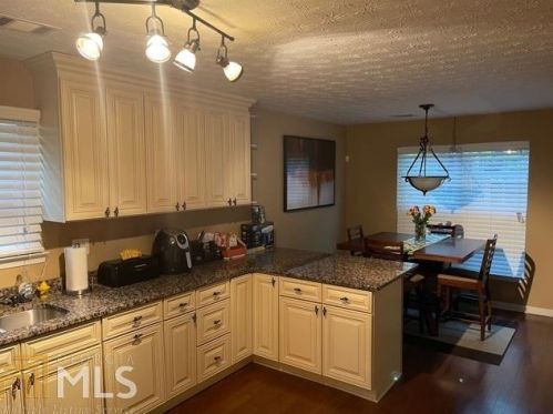 1428 Gates Cir, Atlanta GA  30316-4096 exterior