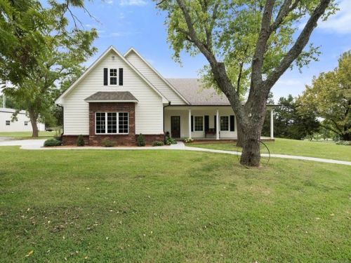 19256 460 Rd, Claremore, OK 74017-0961