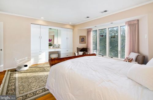 115 The Mews, Tavistock NJ exterior