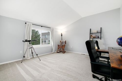 21984 Oxford Pl, Denver CO 80014-5137 exterior