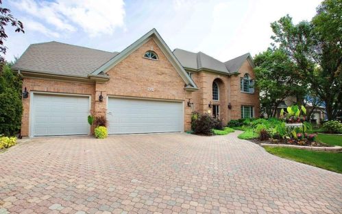 920 Mortonsberry Dr, Naperville, IL 60540-0363