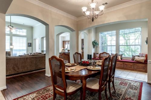 8024 Ocean Dr, Fort Worth TX  76123-1895 exterior