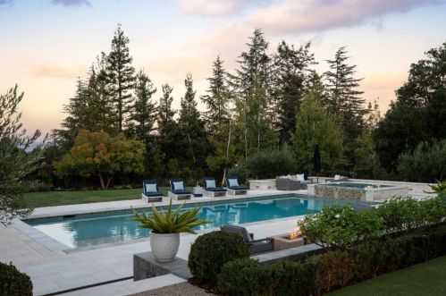 1475 Country Clb Dr, Los Altos CA 94024-5904 exterior