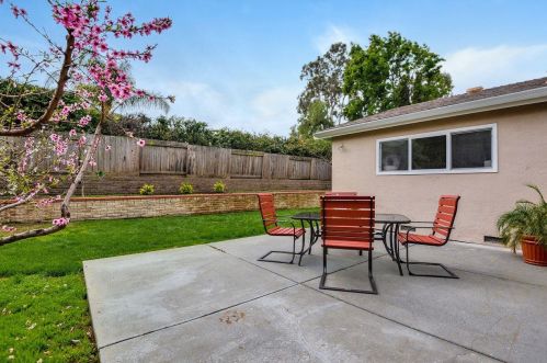 2174 Lacey Dr, Milpitas CA 95035-6122 exterior