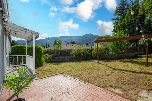 4217 Boston Ave, Glendale CA  91214-2411 exterior