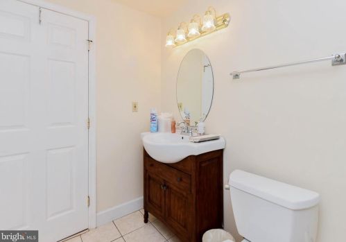 1909 Westchester Dr, Silver Spring MD 20902-3563 exterior