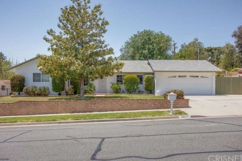 3377 Cole Ave, Simi Valley, CA 93063-1073