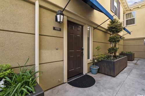 10250 Artesia Blvd, Bellflower, CA 90706-6720
