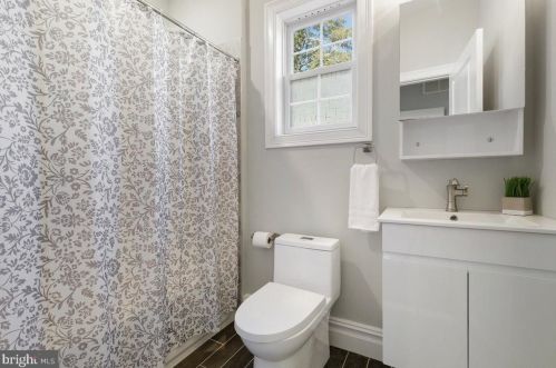 199 Snowden Ln, Princeton NJ 08540-3629 exterior