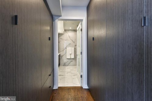 431 20 St, Philadelphia PA 19144-2401 exterior