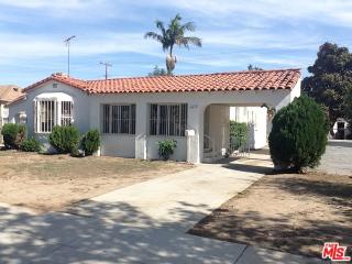 9212 3rd Ave, Inglewood, CA 90305-2810