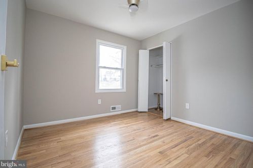 7834 Brompton St, Springfield VA  22152-1956 exterior