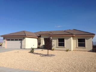108 Salt River Dr, Ridgecrest, CA 93555-7579