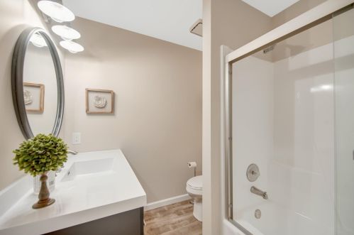 8706 134 St, Saint Paul MN  55124-7232 exterior