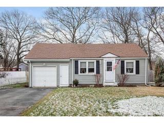 25 Euclid Ave, Warwick, RI 02889-8218