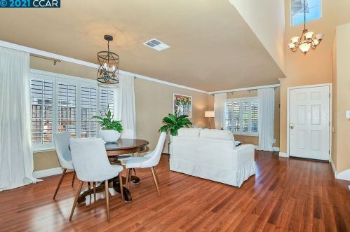 296 Crestview Ave, Pacheco, CA 94553-3580