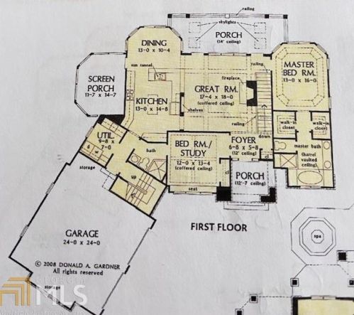 403 The Oaks Dr, Ellijay, GA 30540-0020