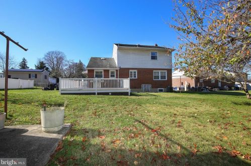 35 Maloney Ct, Gloucester, NJ 08031-1125