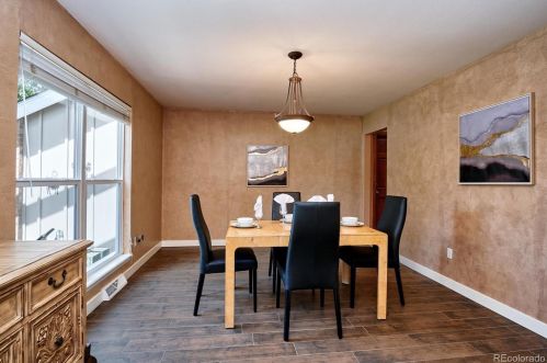 8548 Kettle Pl, Englewood CO 80112-4748 exterior