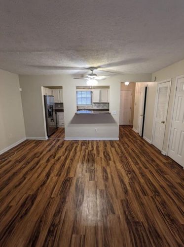 907 Indian Creek Dr, Stone Mountain, GA 30083-4695