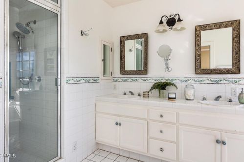 1408 Cordova Ave, Glendale CA  91207-1532 exterior