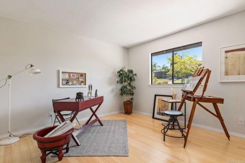 2004 Troy Pl, Vista CA  92084-4831 exterior