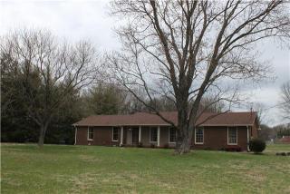 103 Surrey Pl, Lebanon, TN 37090-8312