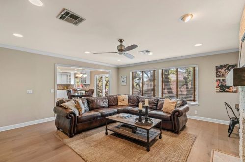 8007 Davis Mountain Cv, Austin TX  78726-4040 exterior