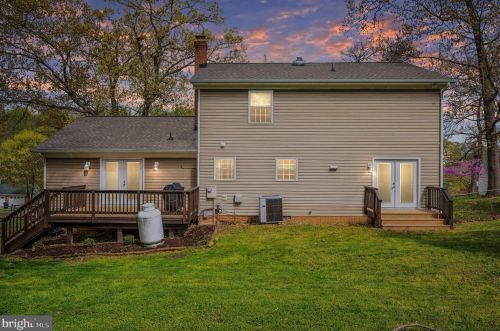 2106 Sebastian Rd, Fredericksburg, VA 22405-5736