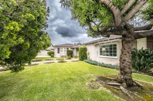 239 Evelyn Dr, Anaheim CA  92805-3422 exterior