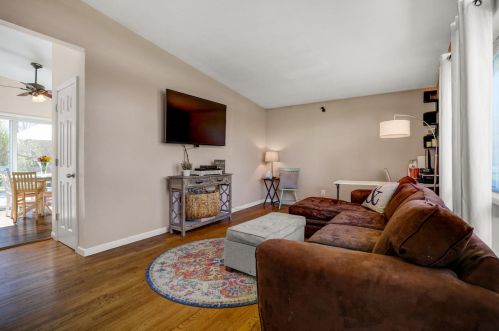 142 Parkview Ter, Lincroft, NJ 07738-1365